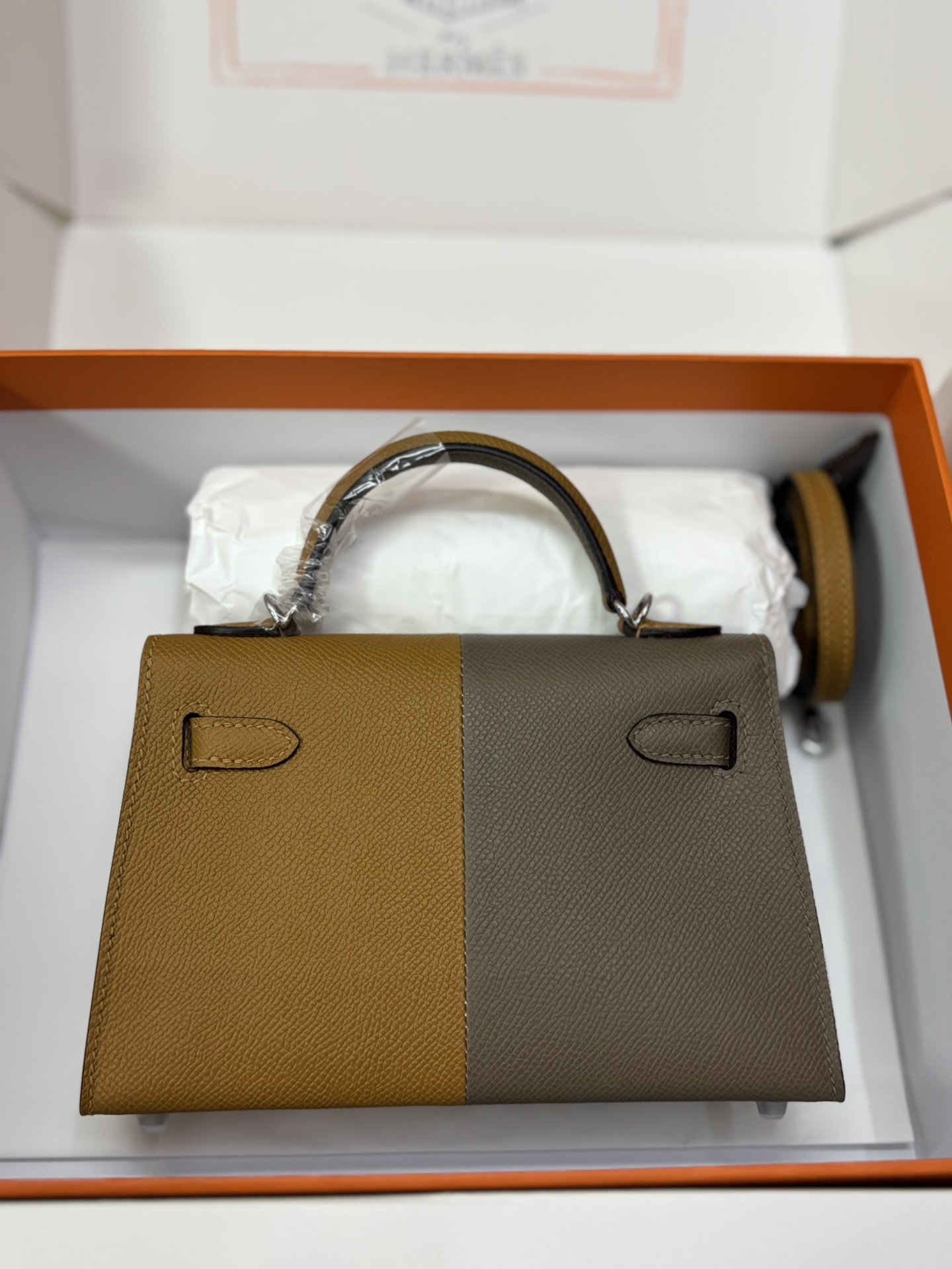 60f629db68d33ab9e4c9426c67f3ee6b_1765253071_3085.jpg 60f629db68d33ab9e4c9426c67f3ee6b_1765253071_3085.jpg