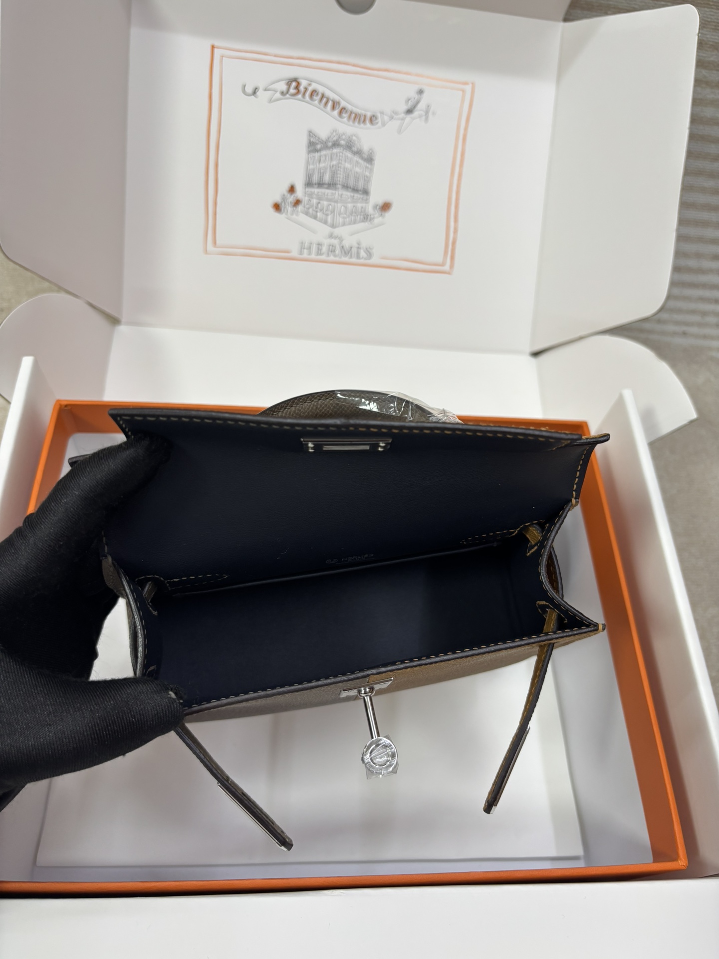 60f629db68d33ab9e4c9426c67f3ee6b_1765253078_355.jpg 60f629db68d33ab9e4c9426c67f3ee6b_1765253078_355.jpg