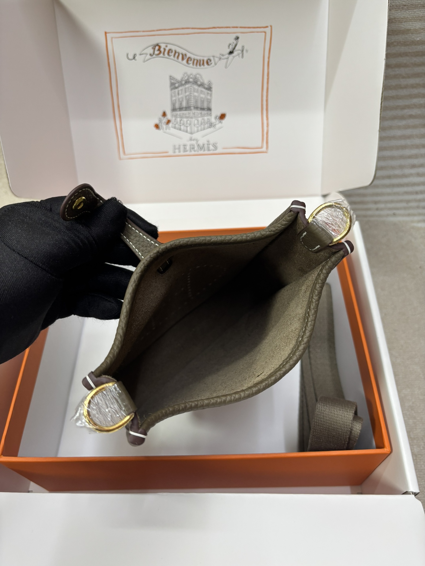 60f629db68d33ab9e4c9426c67f3ee6b_1765253529_6195.jpg 60f629db68d33ab9e4c9426c67f3ee6b_1765253529_6195.jpg