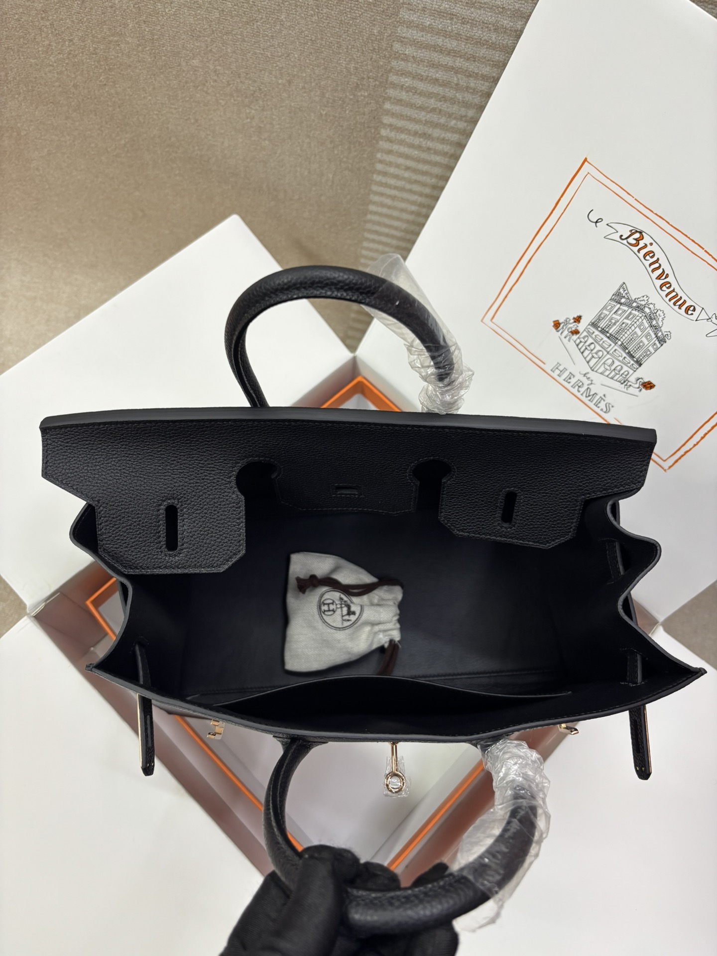 60f629db68d33ab9e4c9426c67f3ee6b_1765254200_6097.jpg 60f629db68d33ab9e4c9426c67f3ee6b_1765254200_6097.jpg