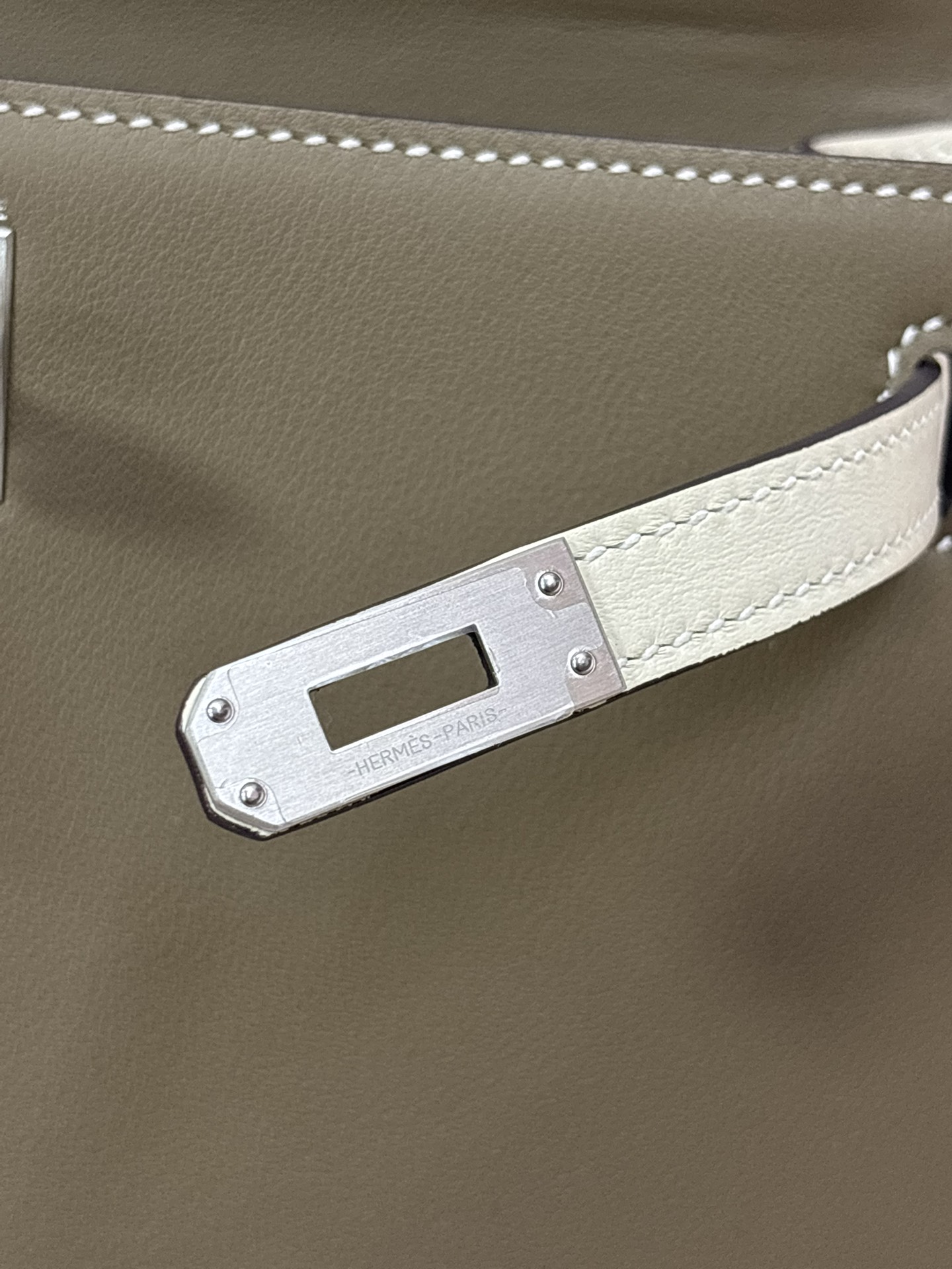 60f629db68d33ab9e4c9426c67f3ee6b_1765266605_8036.jpg 60f629db68d33ab9e4c9426c67f3ee6b_1765266605_8036.jpg