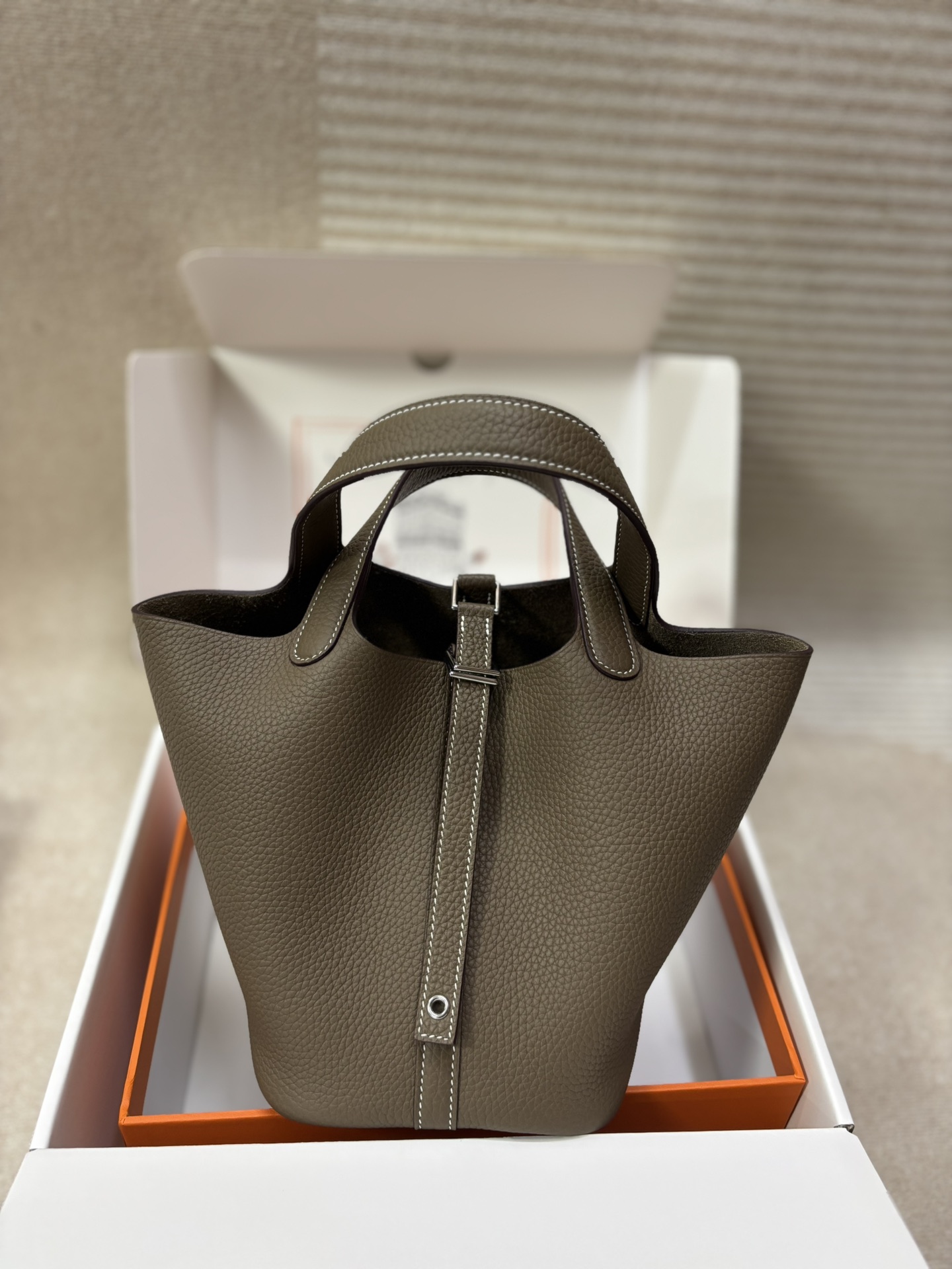 7bed26008f32d7d47e363f7b9784050c_1765345781_3298.jpg 7bed26008f32d7d47e363f7b9784050c_1765345781_3298.jpg