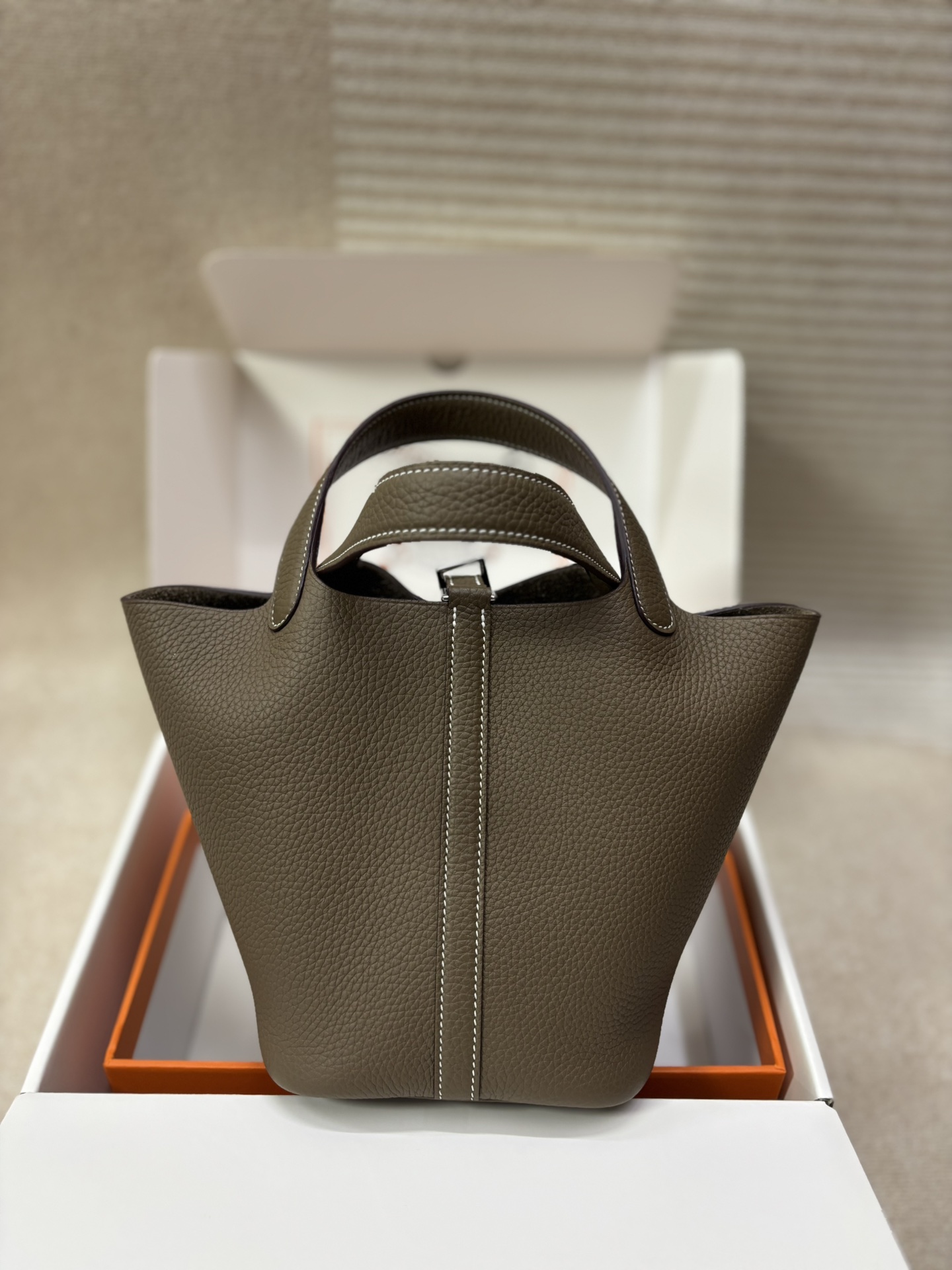 7bed26008f32d7d47e363f7b9784050c_1765345784_2736.jpg 7bed26008f32d7d47e363f7b9784050c_1765345784_2736.jpg