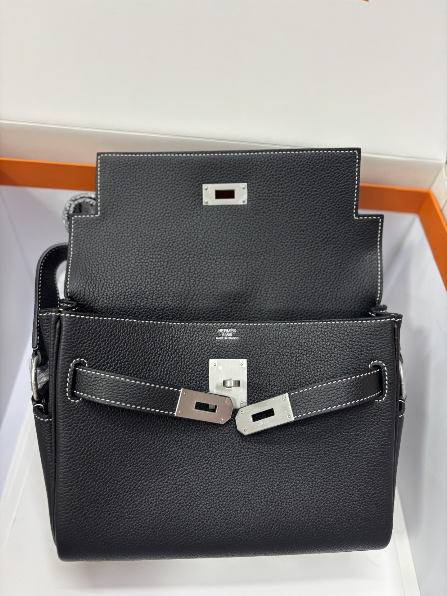 7bed26008f32d7d47e363f7b9784050c_1765350314_4564.jpg 7bed26008f32d7d47e363f7b9784050c_1765350314_4564.jpg