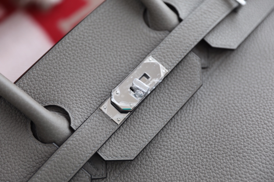 7bed26008f32d7d47e363f7b9784050c_1765374798_2149.jpg 7bed26008f32d7d47e363f7b9784050c_1765374798_2149.jpg