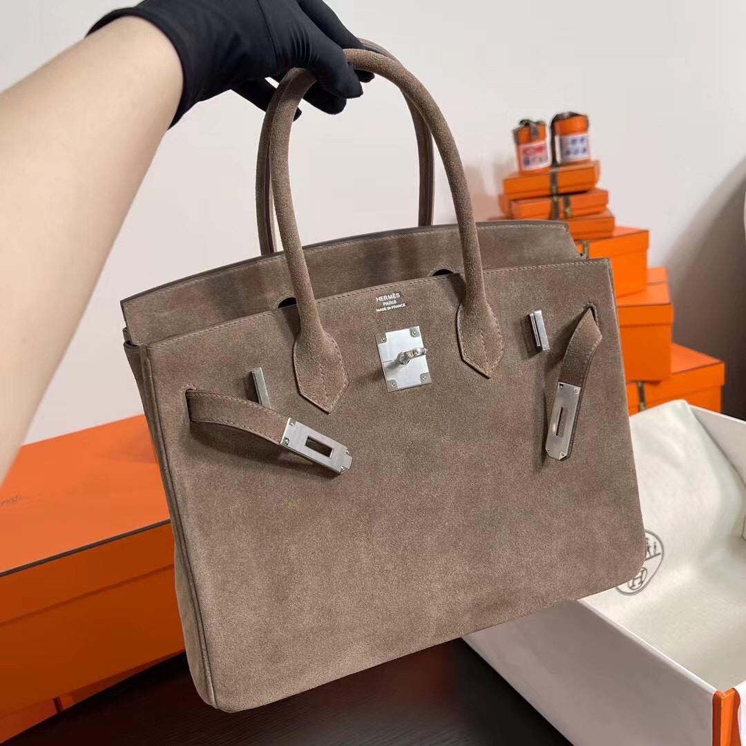 7f7747a4bc114ced3e24705796168914_1765192397_7979.jpg 7f7747a4bc114ced3e24705796168914_1765192397_7979.jpg