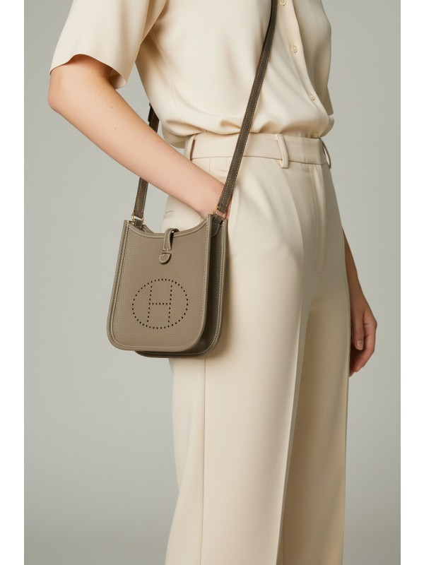 미니 에블린 Mini Evelyn 17 에토프(Etoupe) 그레이 골드 하드웨어